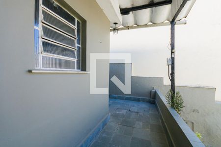 Casa de condomínio à venda com 161m², 3 quartos e 3 vagas Casa de condomínio à venda com 161m², 3 quartos e 3 vagasVaranda