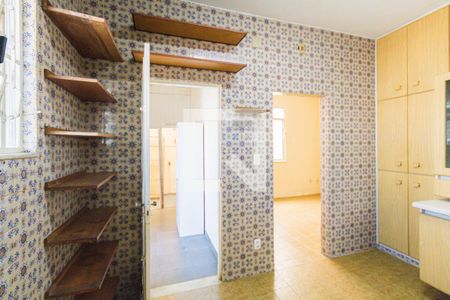 Casa de condomínio à venda com 161m², 3 quartos e 3 vagas Casa de condomínio à venda com 161m², 3 quartos e 3 vagasCozinha