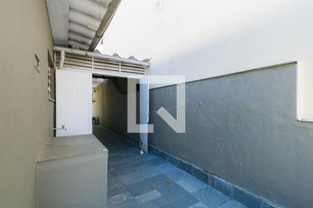 Casa de condomínio à venda com 161m², 3 quartos e 3 vagas Casa de condomínio à venda com 161m², 3 quartos e 3 vagasVaranda