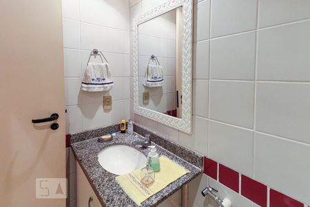 Apartamento para alugar com 63m², 2 quartos e 1 vaga Apartamento para alugar com 63m², 2 quartos e 1 vagaBanheiro da Suíte