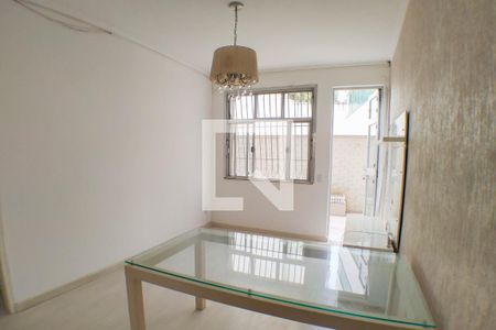 Sala de apartamento à venda com 2 quartos, 70m² em Icaraí, Niterói