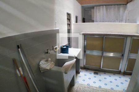 Apartamento à venda com 70m², 2 quartos e 1 vagaÁrea de Serviço