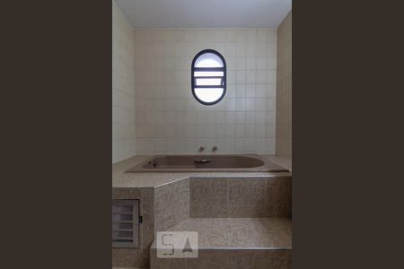 Apartamento à venda com 250m², 3 quartos e 2 vagasSuítes 3