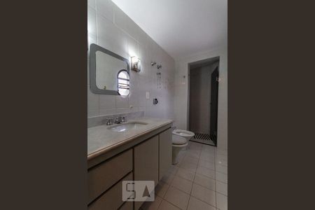 Apartamento à venda com 250m², 3 quartos e 2 vagasSuítes 1