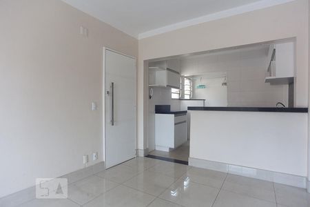 Sala de apartamento para alugar com 2 quartos, 60m² em Vila Marieta, Campinas