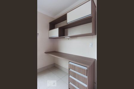 Quarto 2 de apartamento à venda com 2 quartos, 60m² em Vila Marieta, Campinas