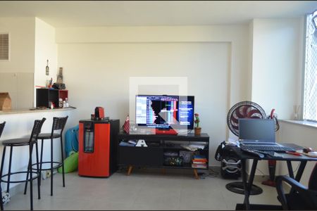 Apartamento para alugar com 40m², 1 quarto e 1 vagaSala
