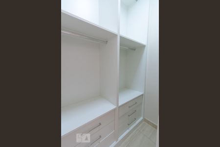Apartamento para alugar com 86m², 2 quartos e 1 vagaCloset Suíte