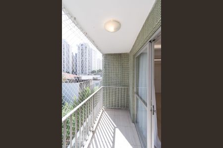 Varanda  de apartamento para alugar com 2 quartos, 86m² em Cidade Monções, São Paulo