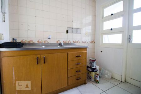 Cozinha de apartamento para alugar com 2 quartos, 56m² em Cavalhada, Porto Alegre
