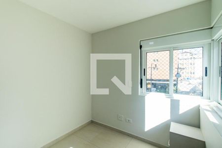 Quarto 1 de apartamento para alugar com 2 quartos, 70m² em Água Verde, Curitiba
