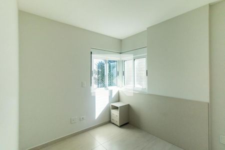 Quarto 1 de apartamento para alugar com 2 quartos, 70m² em Água Verde, Curitiba