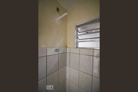 Banheiro de casa para alugar com 1 quarto, 70m² em Alto da Lapa, São Paulo