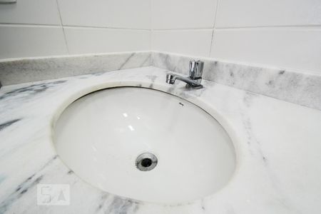 Apartamento à venda com 70m², 2 quartos e 1 vagaBanheiro 2