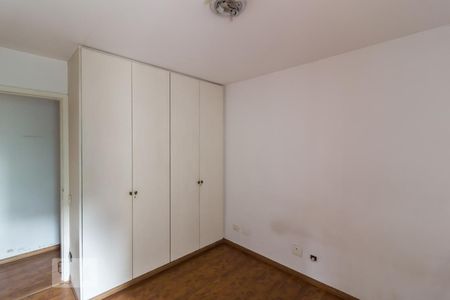 Apartamento à venda com 154m², 4 quartos e 3 vagasQuarto 2