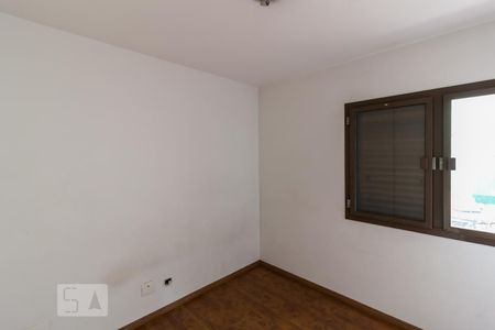 Apartamento à venda com 154m², 4 quartos e 3 vagasQuarto 2
