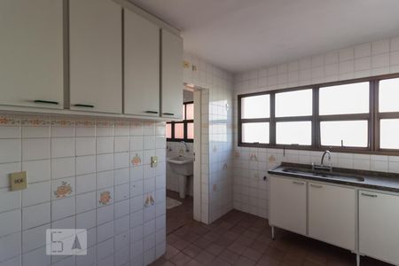 Apartamento à venda com 154m², 4 quartos e 3 vagasCozinha