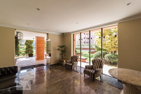 Apartamento à venda com 154m², 4 quartos e 3 vagasHall social