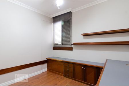 Apartamento para alugar com 180m², 3 quartos e 1 vaga Apartamento para alugar com 180m², 3 quartos e 1 vagaQuarto 2