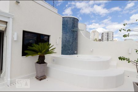 Apartamento para alugar com 180m², 3 quartos e 1 vaga Apartamento para alugar com 180m², 3 quartos e 1 vagaVaranda - andar superior