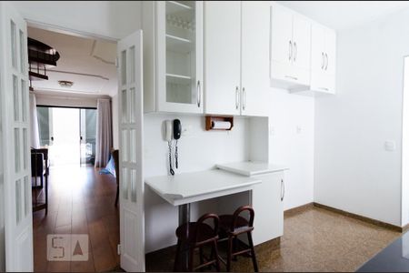 Apartamento para alugar com 180m², 3 quartos e 1 vaga Apartamento para alugar com 180m², 3 quartos e 1 vagaCozinha