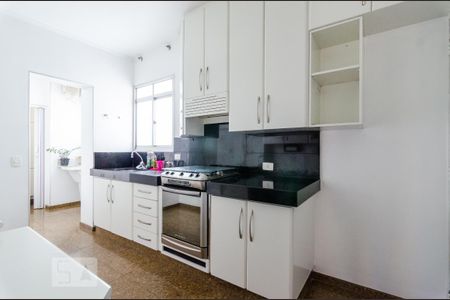 Apartamento para alugar com 180m², 3 quartos e 1 vaga Apartamento para alugar com 180m², 3 quartos e 1 vagaCozinha