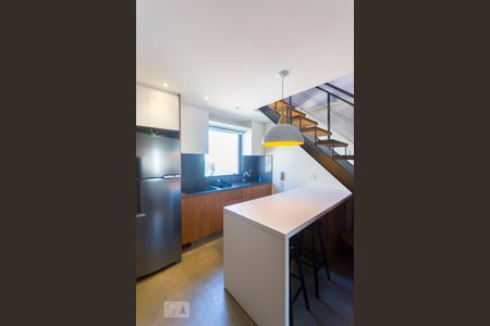 Cozinha de apartamento à venda com 2 quartos, 73m² em Vila Nova Conceição, São Paulo