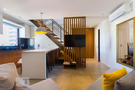 Sala de apartamento à venda com 2 quartos, 73m² em Vila Nova Conceição, São Paulo