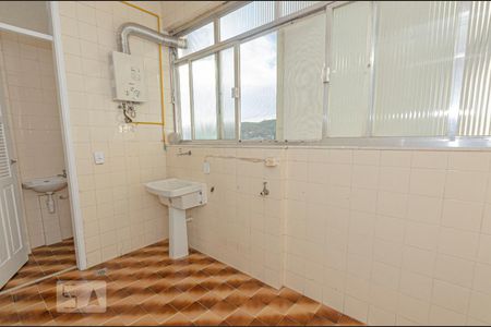 Apartamento à venda com 74m², 1 quarto e 1 vagaÁrea de Serviço