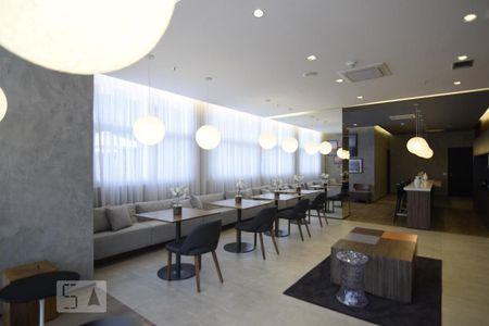 Studio à venda com 42m², 1 quarto e 1 vagaSalão de Festas