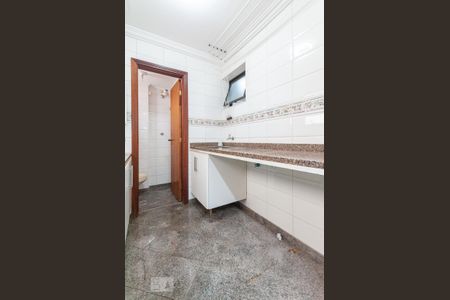 Apartamento para alugar com 105m², 3 quartos e 2 vagas Apartamento para alugar com 105m², 3 quartos e 2 vagasLavanderia