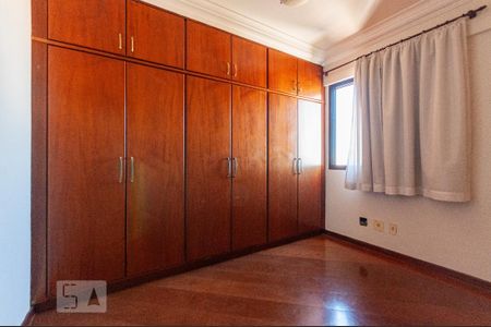 Apartamento para alugar com 105m², 3 quartos e 2 vagas Apartamento para alugar com 105m², 3 quartos e 2 vagasQuarto 2