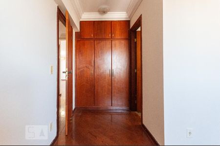 Apartamento para alugar com 105m², 3 quartos e 2 vagas Apartamento para alugar com 105m², 3 quartos e 2 vagasQuarto 3 - Suíte Closet