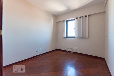Apartamento para alugar com 105m², 3 quartos e 2 vagas Apartamento para alugar com 105m², 3 quartos e 2 vagasQuarto 1