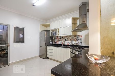 Casa à venda com 188m², 2 quartos e 1 vaga Casa à venda com 188m², 2 quartos e 1 vagaCozinha