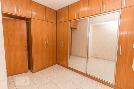 Quarto 1 de apartamento para alugar com 3 quartos, 84m² em Irajá, Rio de Janeiro