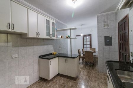 Casa à venda com 160m², 4 quartos e 2 vagasCozinha