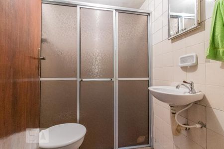 Casa à venda com 160m², 4 quartos e 2 vagasBanheiro Área externa