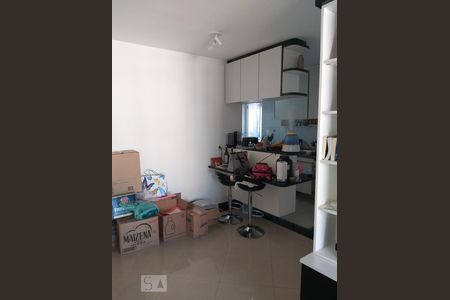 Sala de apartamento à venda com 3 quartos, 75m² em São Judas, São Paulo