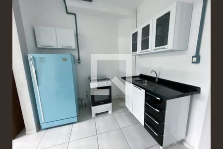 cozinha de kitnet/studio para alugar com 1 quarto, 28m² em Marechal Rondon, Canoas