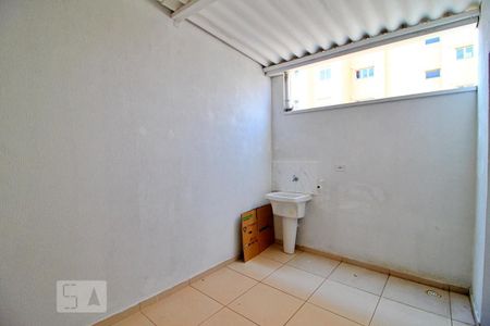 Apartamento à venda com 70m², 2 quartos e 1 vagaÁrea de Serviço