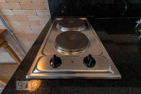 Studio à venda com 33m², 1 quarto e 1 vaga Studio à venda com 33m², 1 quarto e 1 vagaCooktop