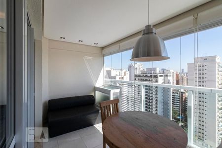 Studio à venda com 33m², 1 quarto e 1 vaga Studio à venda com 33m², 1 quarto e 1 vagaVaranda