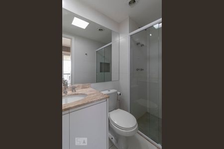 Studio à venda com 33m², 1 quarto e 1 vaga Studio à venda com 33m², 1 quarto e 1 vagaBanheiro