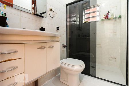 Casa à venda com 142m², 3 quartos e 2 vagasBanheiro