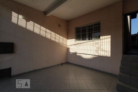 Casa à venda com 142m², 3 quartos e 2 vagasgaragem