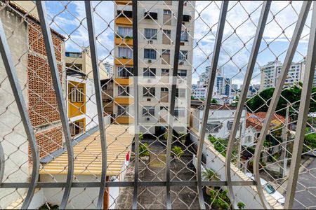 Vista de apartamento à venda com 2 quartos, 86m² em Santa Rosa, Niterói
