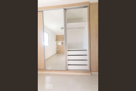 Apartamento para alugar com 75m², 3 quartos e 1 vaga Apartamento para alugar com 75m², 3 quartos e 1 vagaSuíte