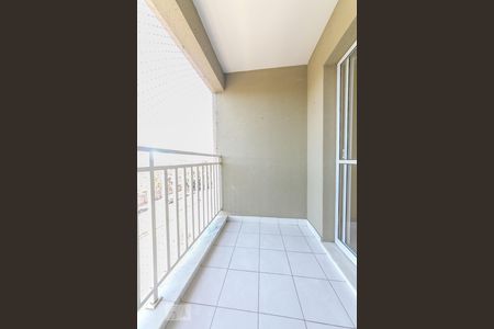 Apartamento para alugar com 75m², 3 quartos e 1 vaga Apartamento para alugar com 75m², 3 quartos e 1 vagaVaranda
