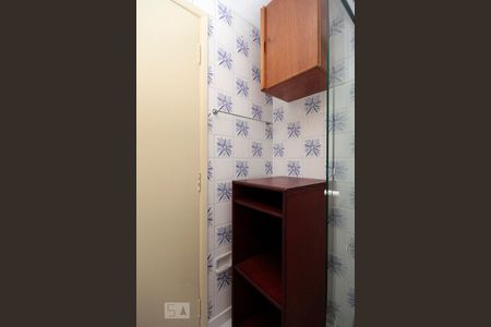 Apartamento para alugar com 55m², 2 quartos e sem vagaBanheiro